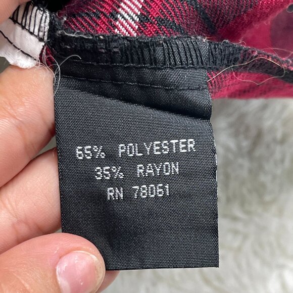 Tripp NYC Women's Red Black Plaid Pleated Mini Skirt Size Large - Picture 6 of 12